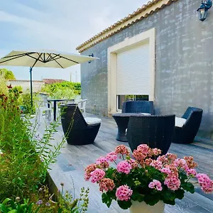  Séjour chez l'habitant Grande Dans Paisible Avec Grand Jardin