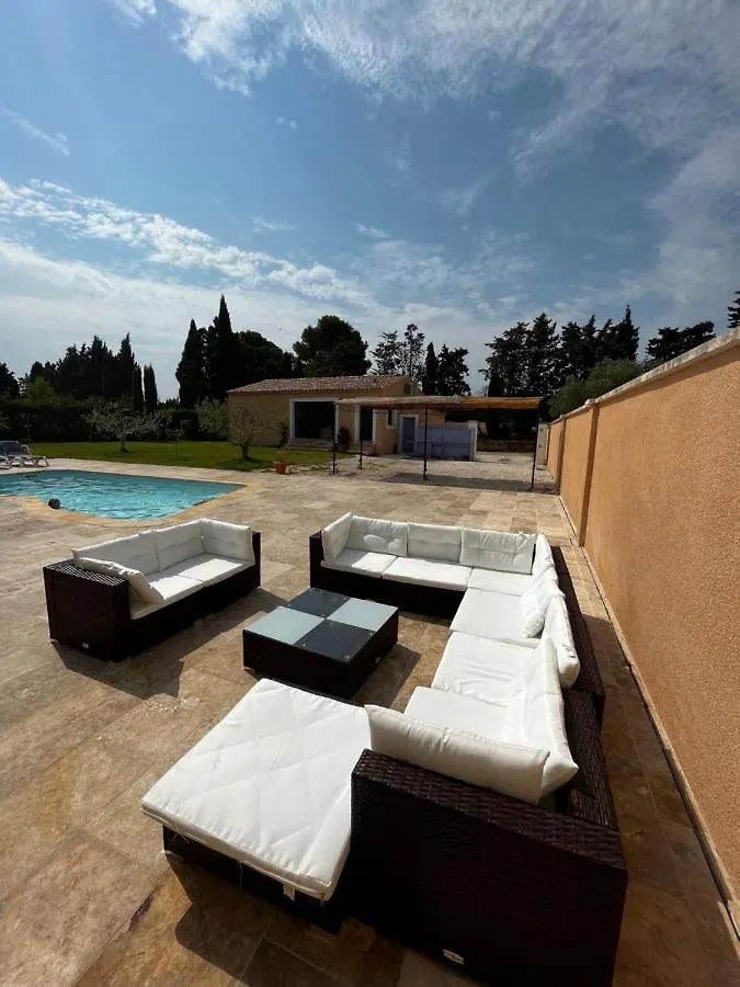 Magnifique Maisonnette Dependance Avec Piscine Châteaurenard Γαλλία